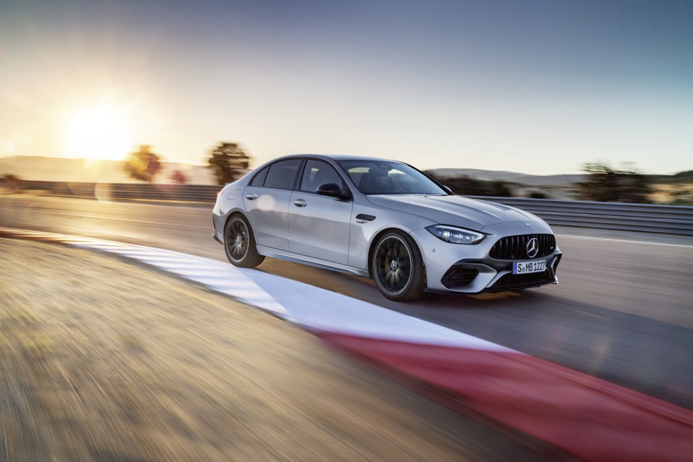 Mercedes-AMG C 63 S E Performance